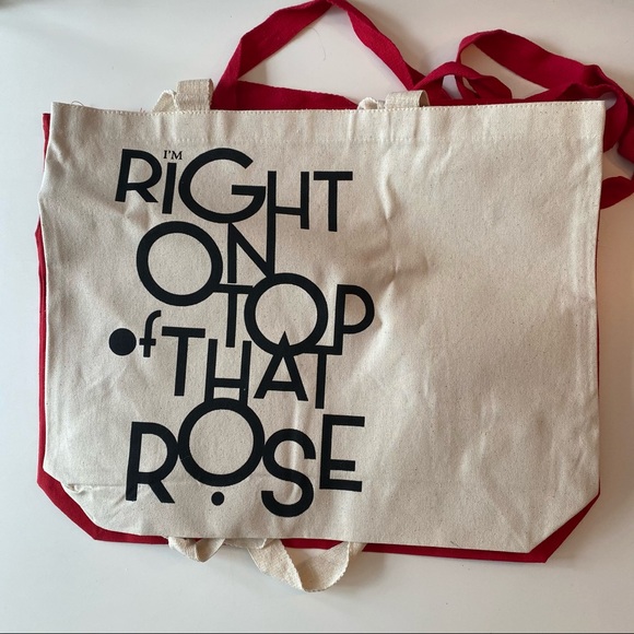 Don’t Telll Mom the Babysitters Dead Tote Bag - Picture 4 of 4